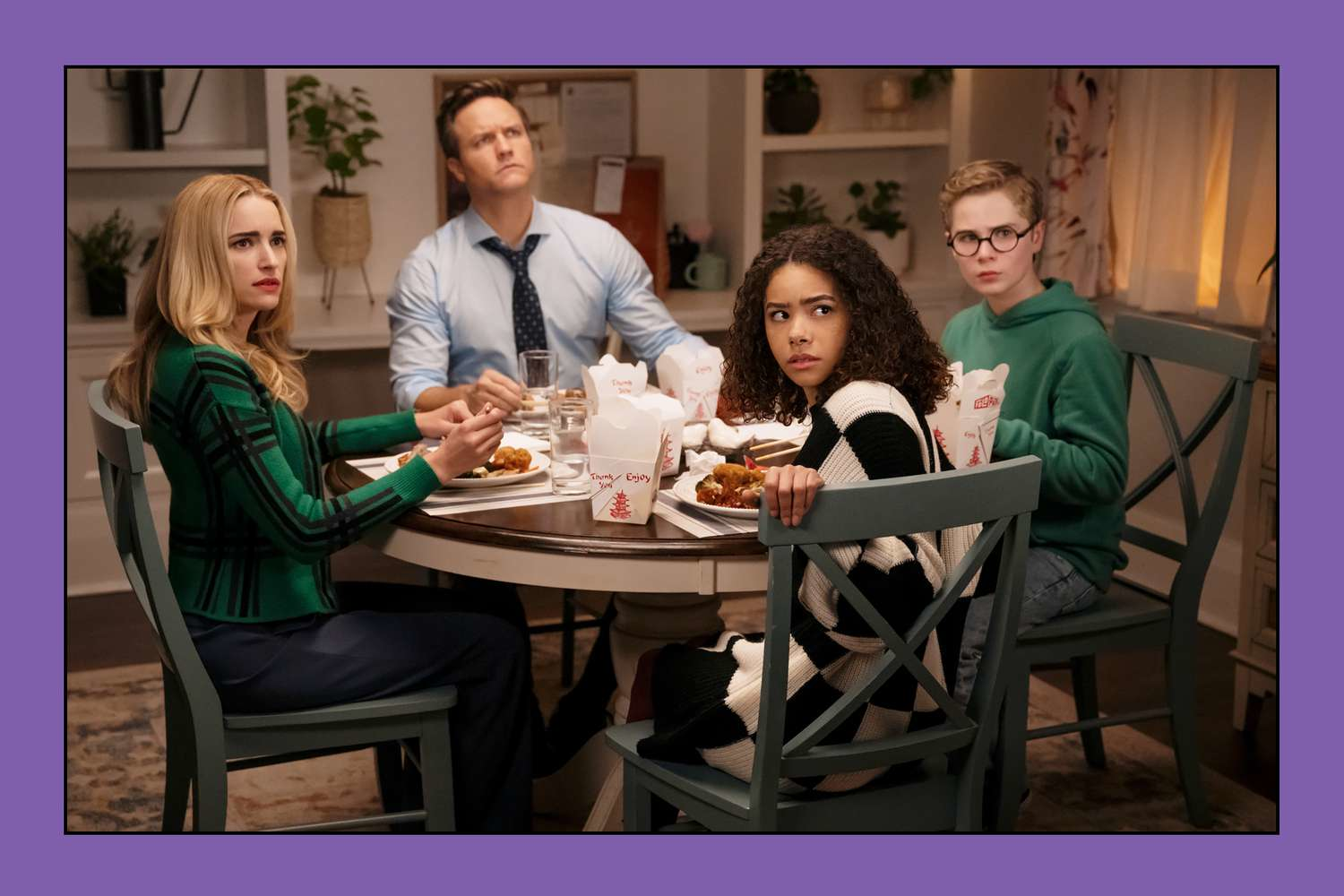 Antonia Gentry dramatic dining scene Ginny and Georgia Netflix series
